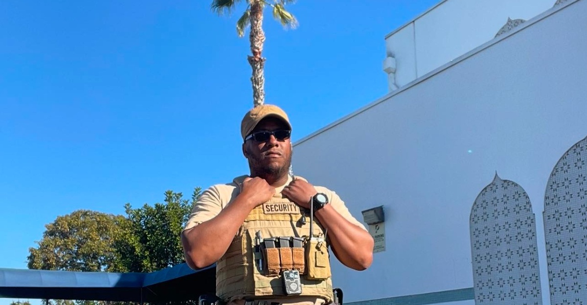 Considered a Hero in the San Diego Attack, Last Post of Security Guard Sebak Law